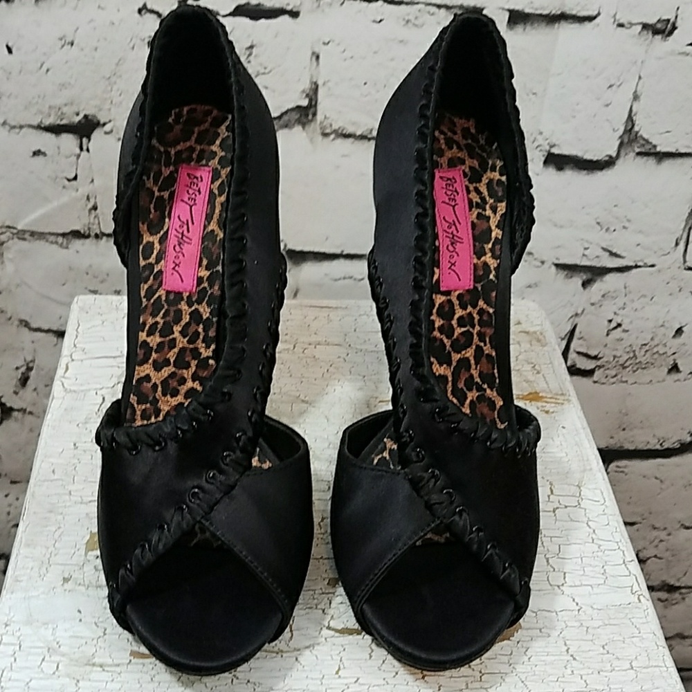 COPY - Betsey Johnson Walter satin heels size 7.5M